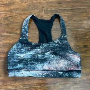 Lululemon printed bra